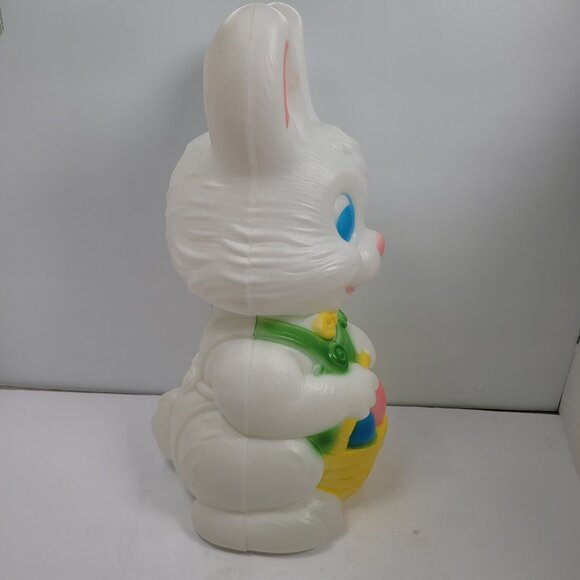 General Foam Plastics Easter Bunny Blow Mold - Picture 4 of 11